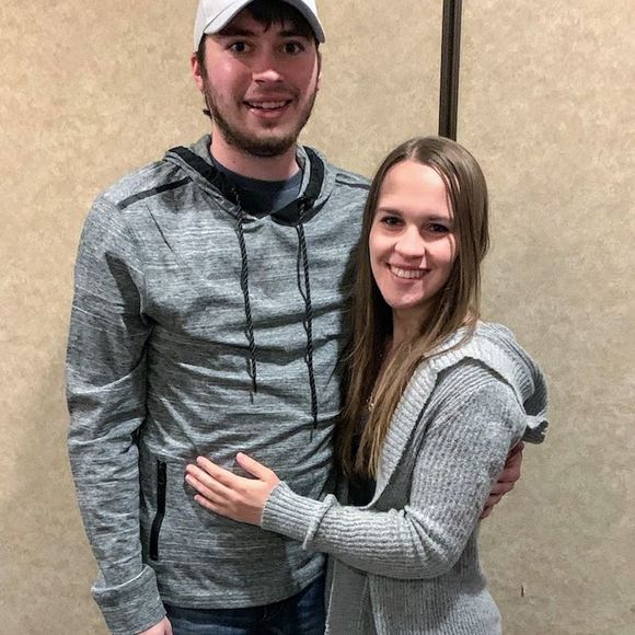 Meet your Posher, Amanda - Picture 1 of 1